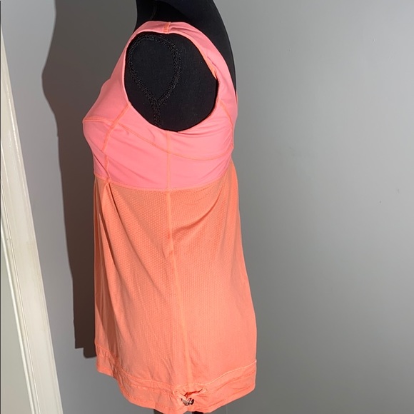 Lululemon Tank - Picture 2 of 5
